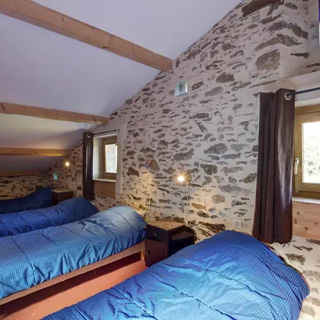 Spacieux Avec Terrasse Couverte, Proche Parc Du Pilat, Ideal Pour Groupes Et Activites De Plein Air - Fr-1-496-73 Holiday home *