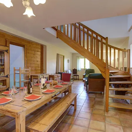 Holiday home Spacieux Avec Terrasse Couverte, Proche Parc Du Pilat, Ideal Pour Groupes Et Activites De Plein Air - Fr-1-496-73 La Terrasse-sur-Dorlay